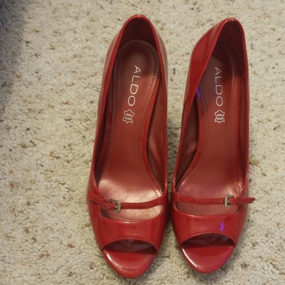 Aldo Red Peep Toe Pump - Size 38 (fit like 7.5)